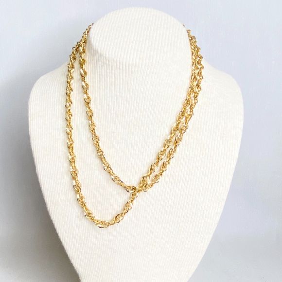 Opera Chain Necklace Gold Tone Spiral Links 36" - Picture 2 of 7